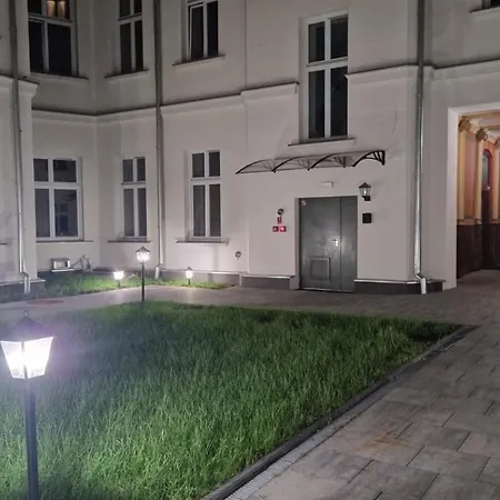 Hotel apartamentowy Boogie Nawrot 13 Łódź