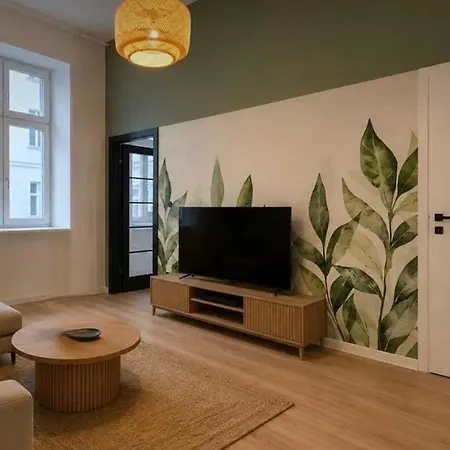 Boogie Nawrot 13 Hotel apartamentowy 3*