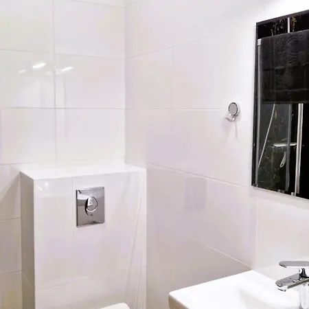 Hotel apartamentowy Boogie Nawrot 13 Łódź